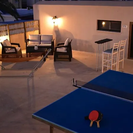 Rustic House * Xylophaghou