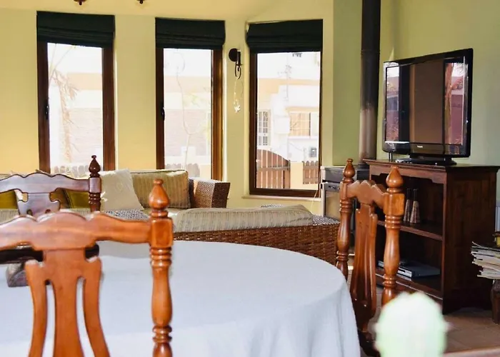 Villa Rustic House *